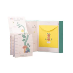 Livre De Naissance MOULIN ROTY Pomme Des Bois -Magasin de jouets livre de naissance moulin roty pomme des bois 3