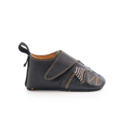 Chaussons En Cuir Chat Noir 0/6m MOULIN ROTY Les Moustaches -Magasin de jouets lmo chaussons cuir chat noir 2