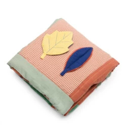 Tapis D'éveil MOULIN ROTY Pomme Des Bois -Magasin de jouets tapis d eveil moulin roty pomme des bois 16