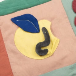 Tapis D'éveil MOULIN ROTY Pomme Des Bois -Magasin de jouets tapis d eveil moulin roty pomme des bois 4